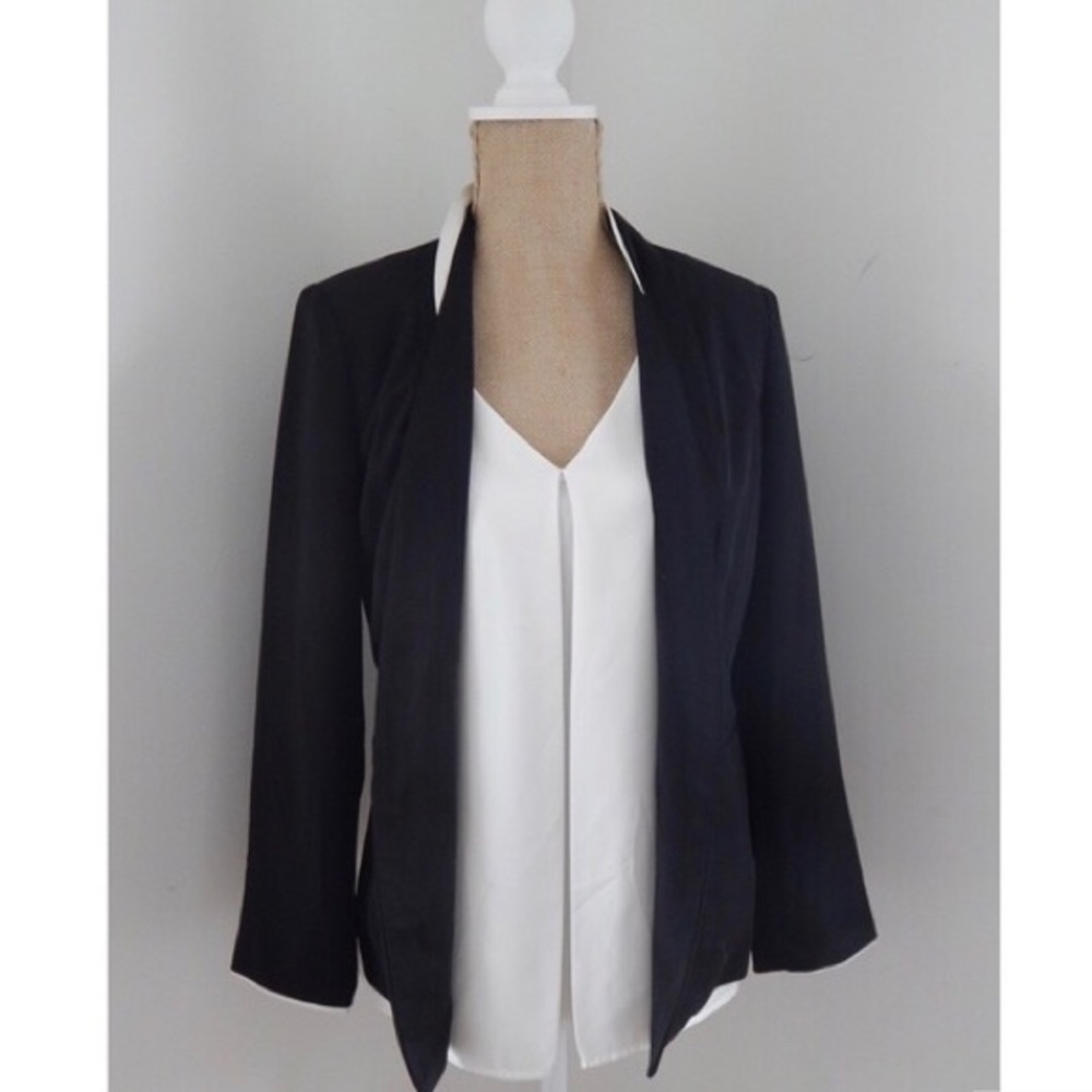 Daniel Rainn Black Classic Blazer w/ White Collar